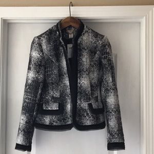 Cache jacket new with tag